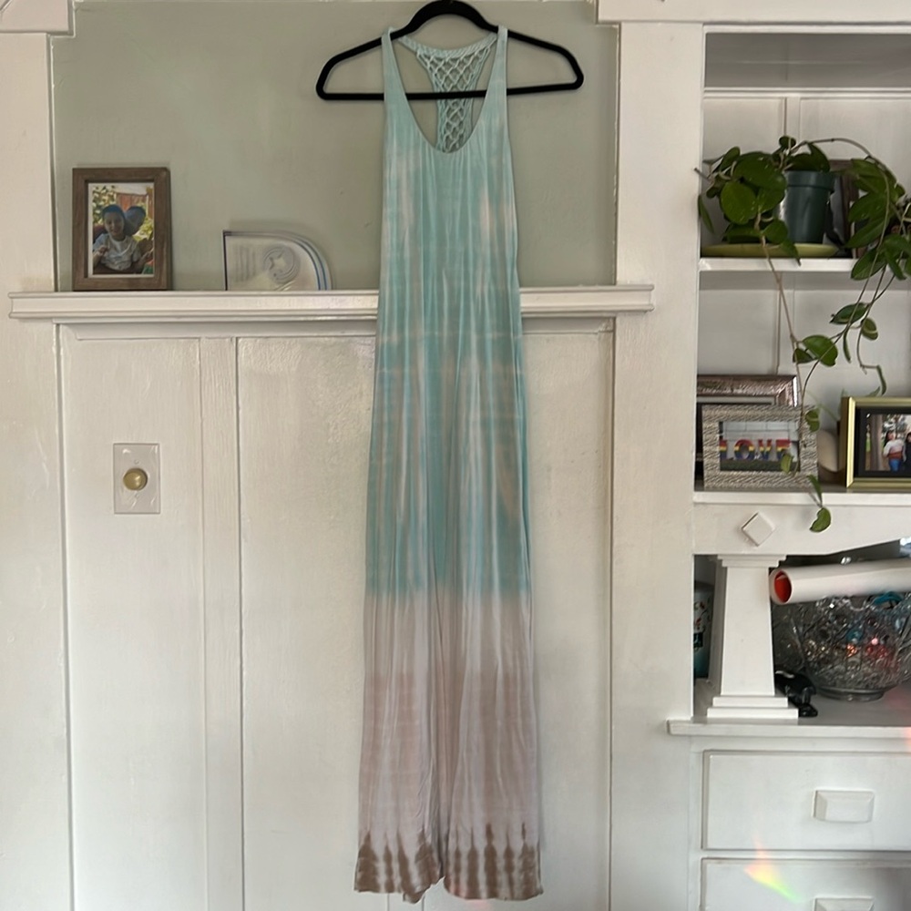Sky maxi dress